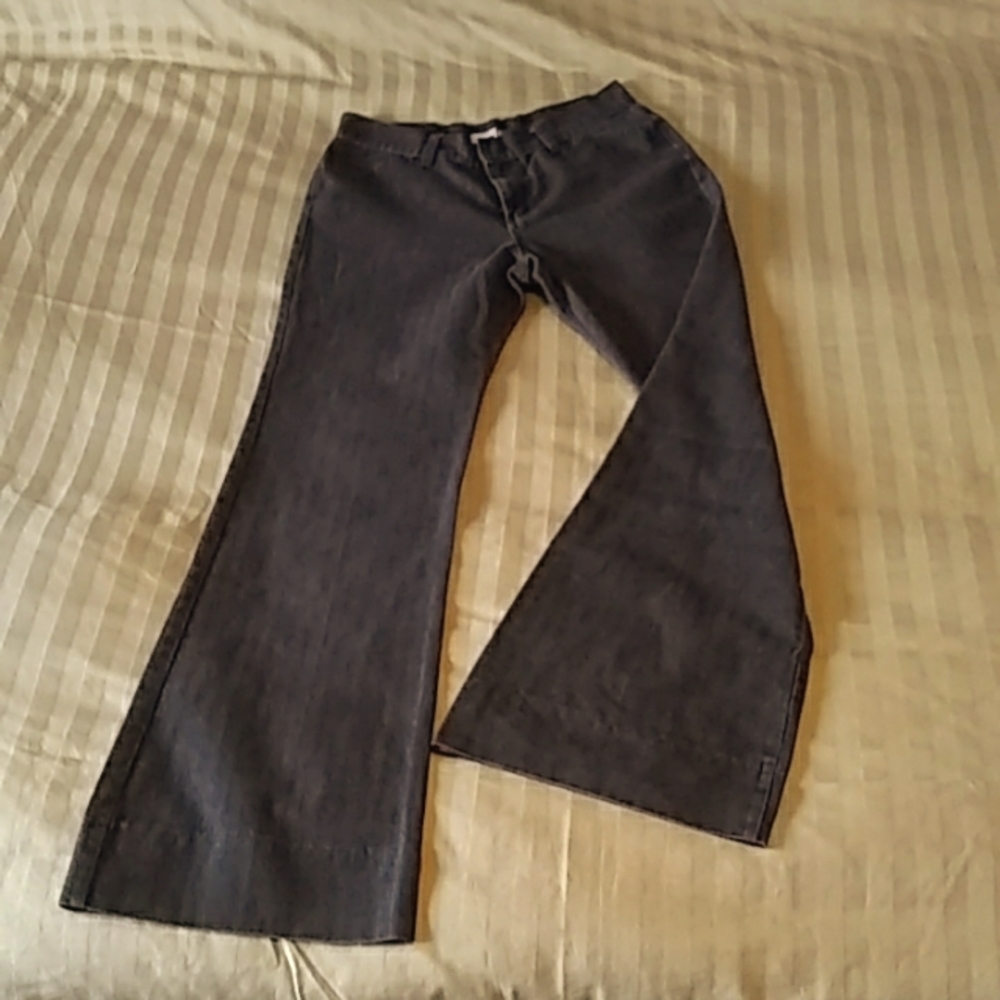 Grey Gap Flares, Tall